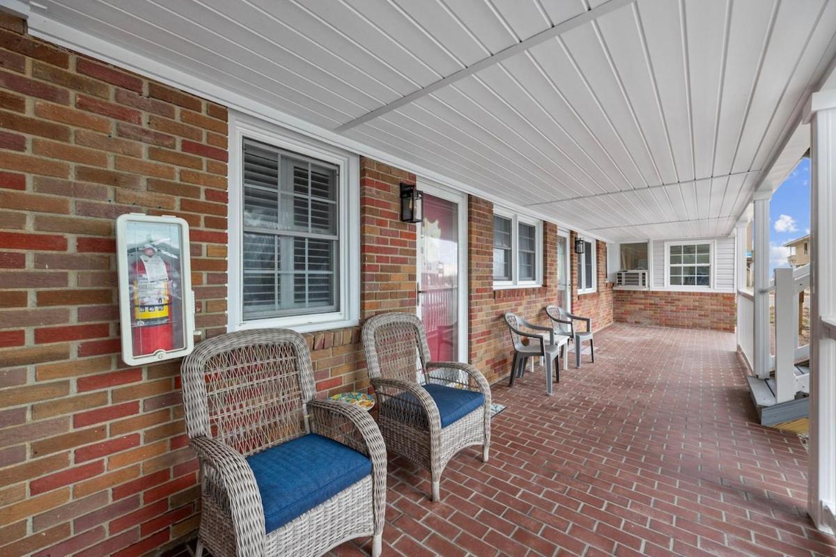 Cherry Grove Efficiency Just Steps From The Beach Myrtle Beach Exteriör bild